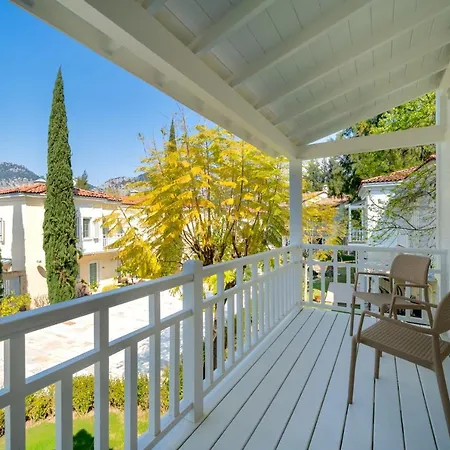 Delightful Townhouse In Gocek. Beach, Pool, Wi-fi Göcek