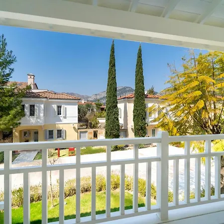 Delightful Townhouse In Gocek. Beach, Pool, Wi-fi Göcek
