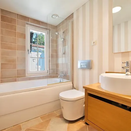 Delightful Townhouse In Gocek. Beach, Pool, Wi-fi Villa *