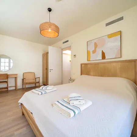 Delightful Townhouse In Gocek. Beach, Pool, Wi-fi 戈西克