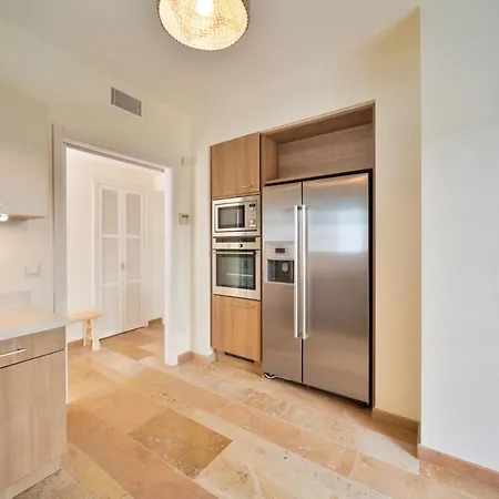 Delightful Townhouse In Gocek. Beach, Pool, Wi-fi