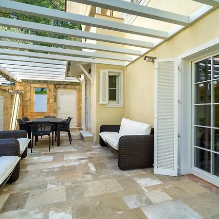 Delightful Townhouse In Gocek. Beach, Pool, Wi-fi * Göcek
